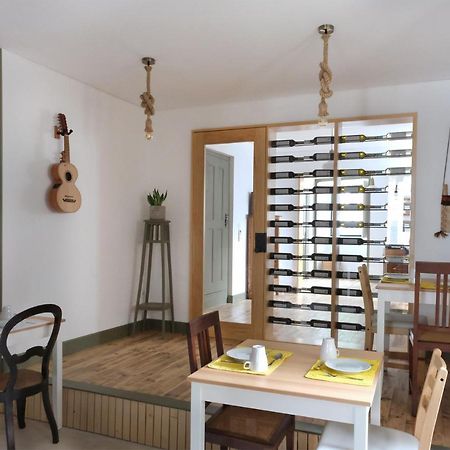 Casa Da Praca - Guest House Пинхел Екстериор снимка