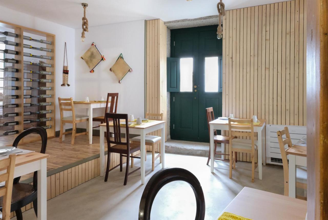 Casa Da Praca - Guest House Пинхел Екстериор снимка