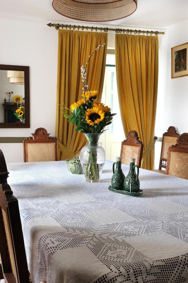 Casa Da Praca - Guest House Пинхел Екстериор снимка